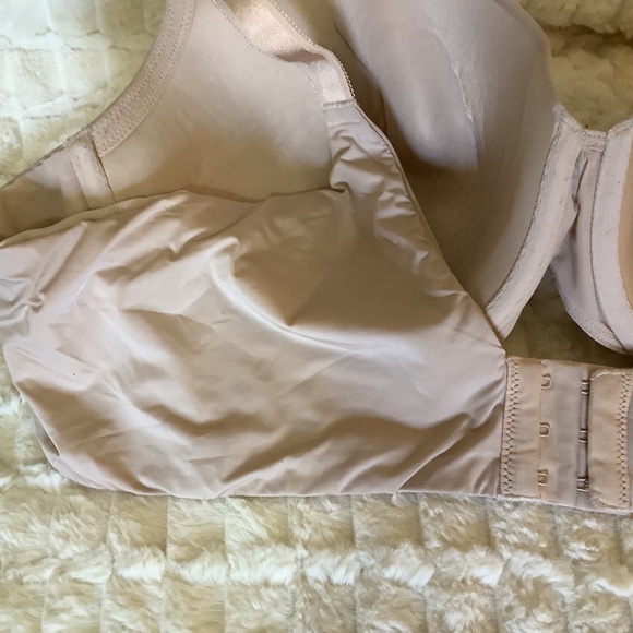 NWOT Torrid Perfect T-Shirt Bra 44B Beige Lightly Padded Underwire - Picture 13 of 13